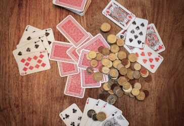 A winning hand. - © John Ford